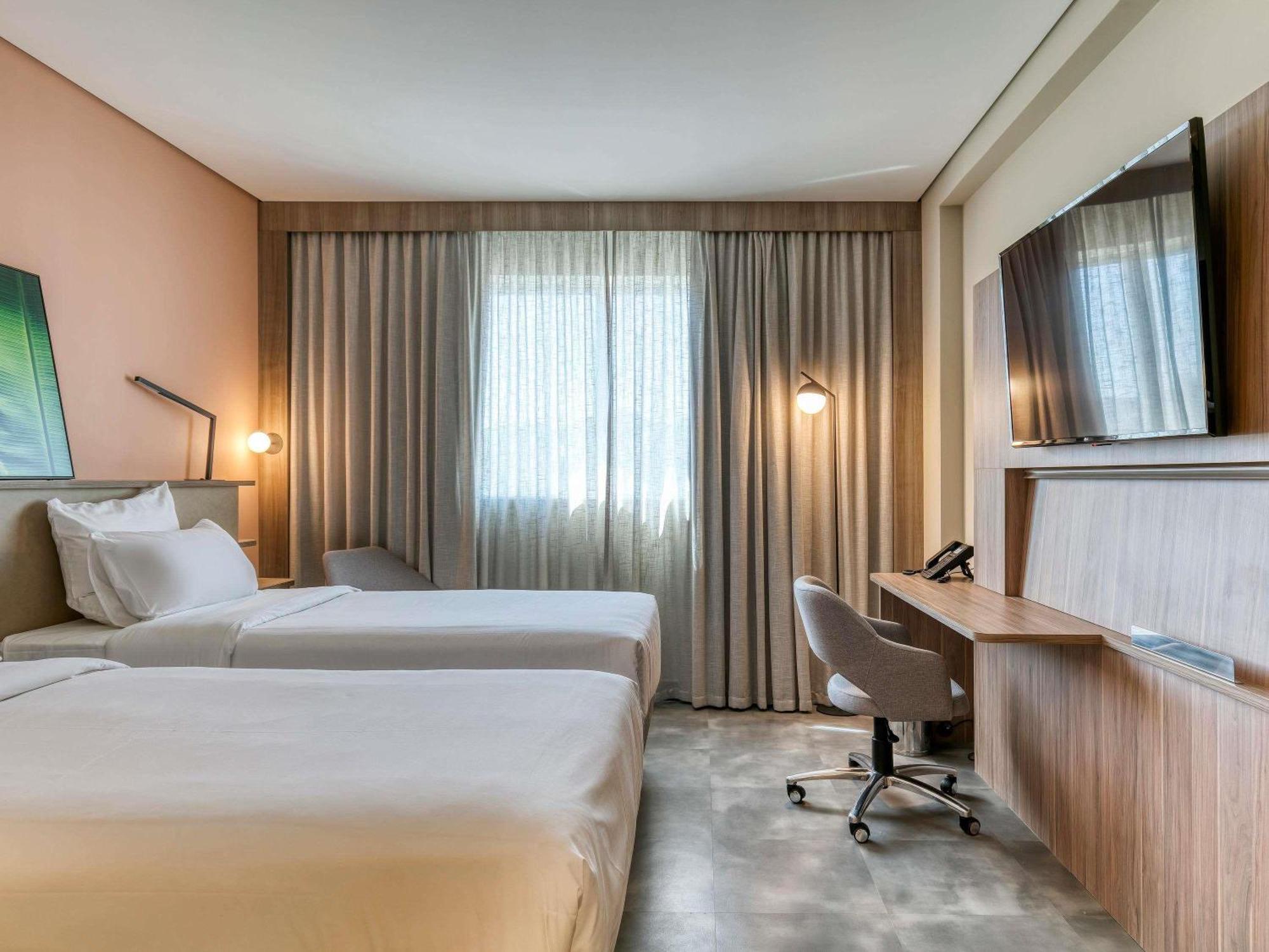 Executive Room with Two Twin Beds